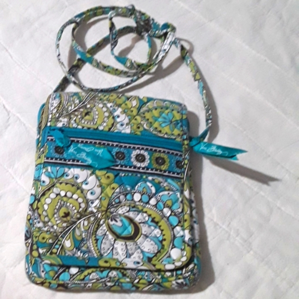 Vera bradley cross body